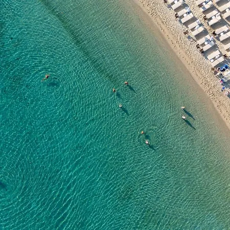 Matello Summer Sea View アパート ポリフロノ